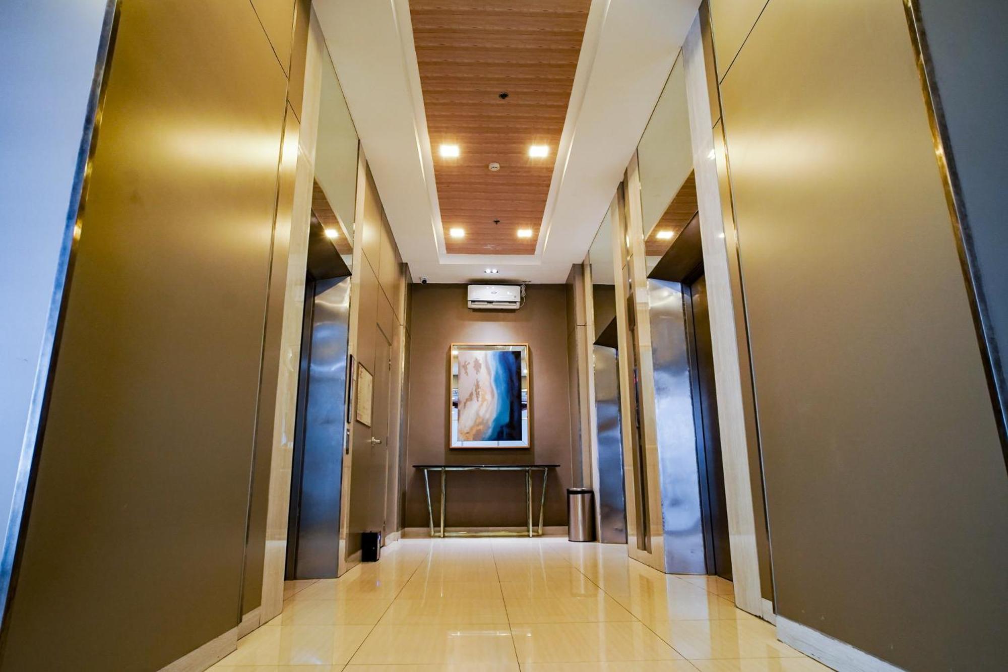 Modern Designed Studio Condo Near Ayala Centrio Cagayan de Oro Exterior photo