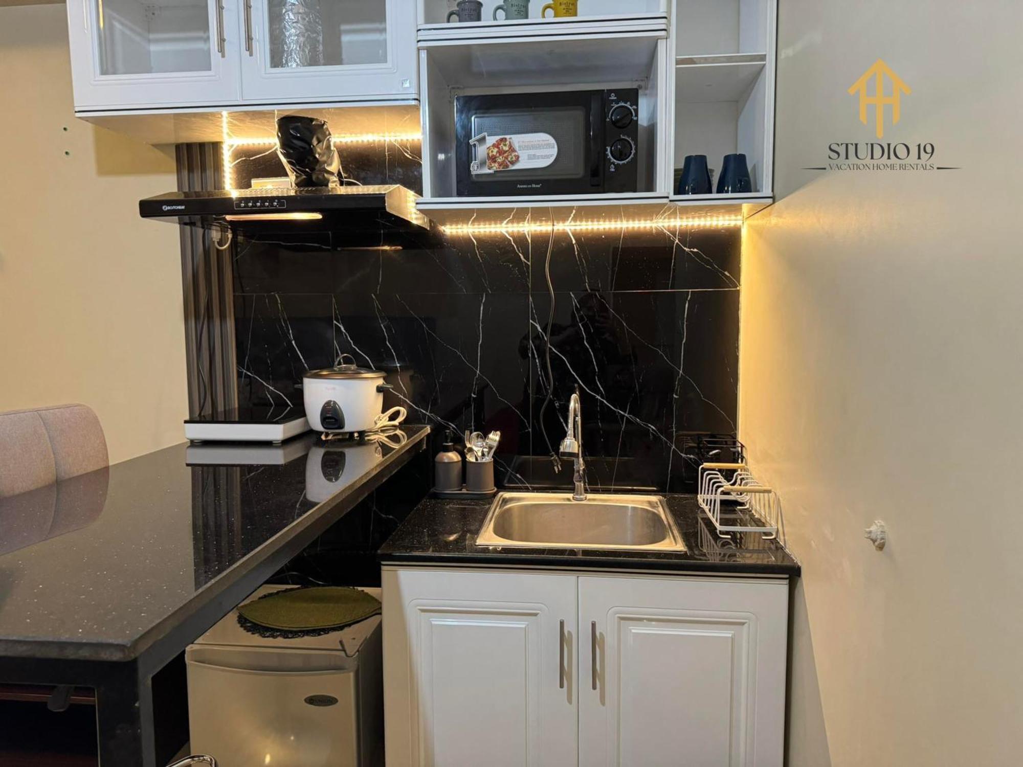 Modern Designed Studio Condo Near Ayala Centrio Cagayan de Oro Exterior photo